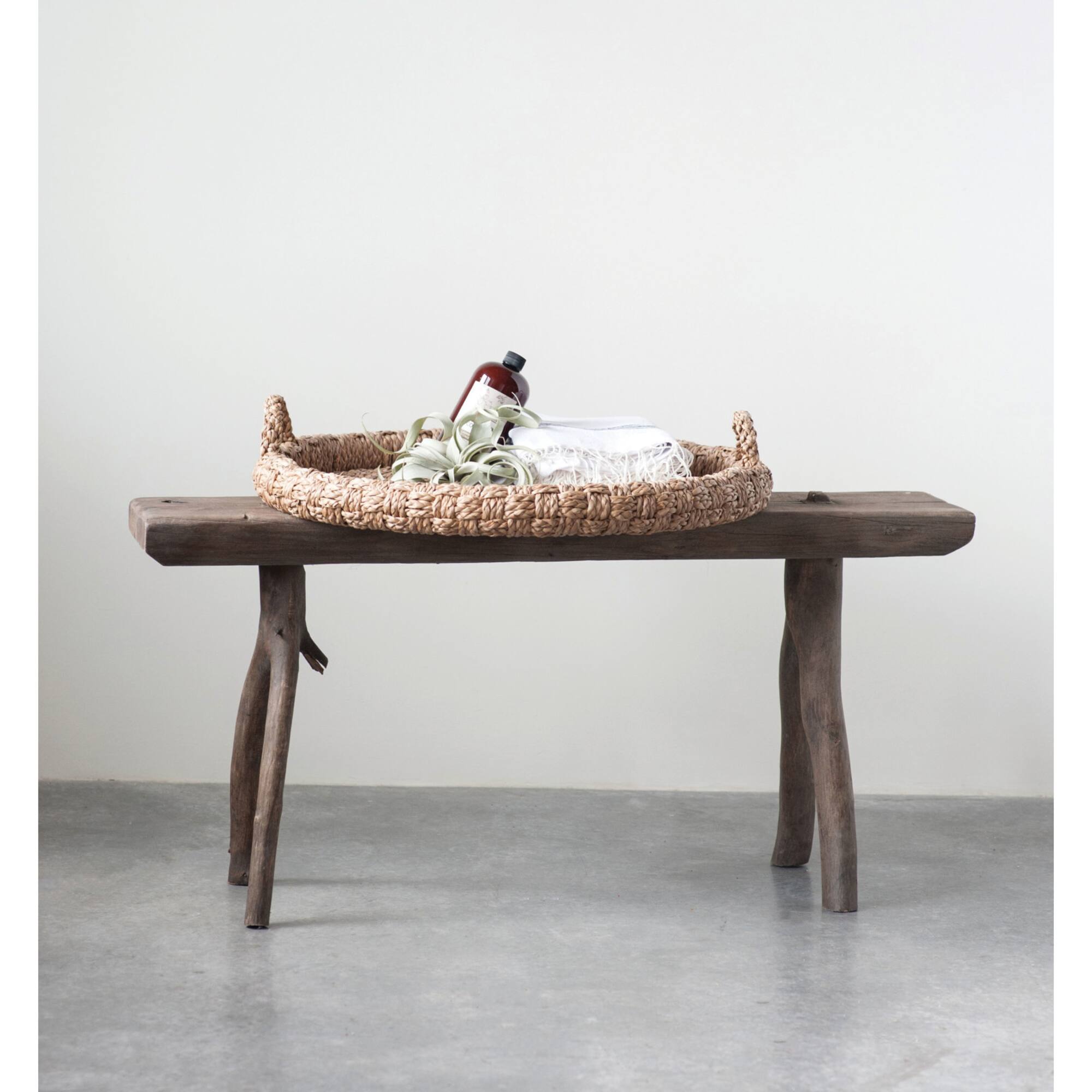 Hello Honey® 29'' Round Braided Bankuan Tray